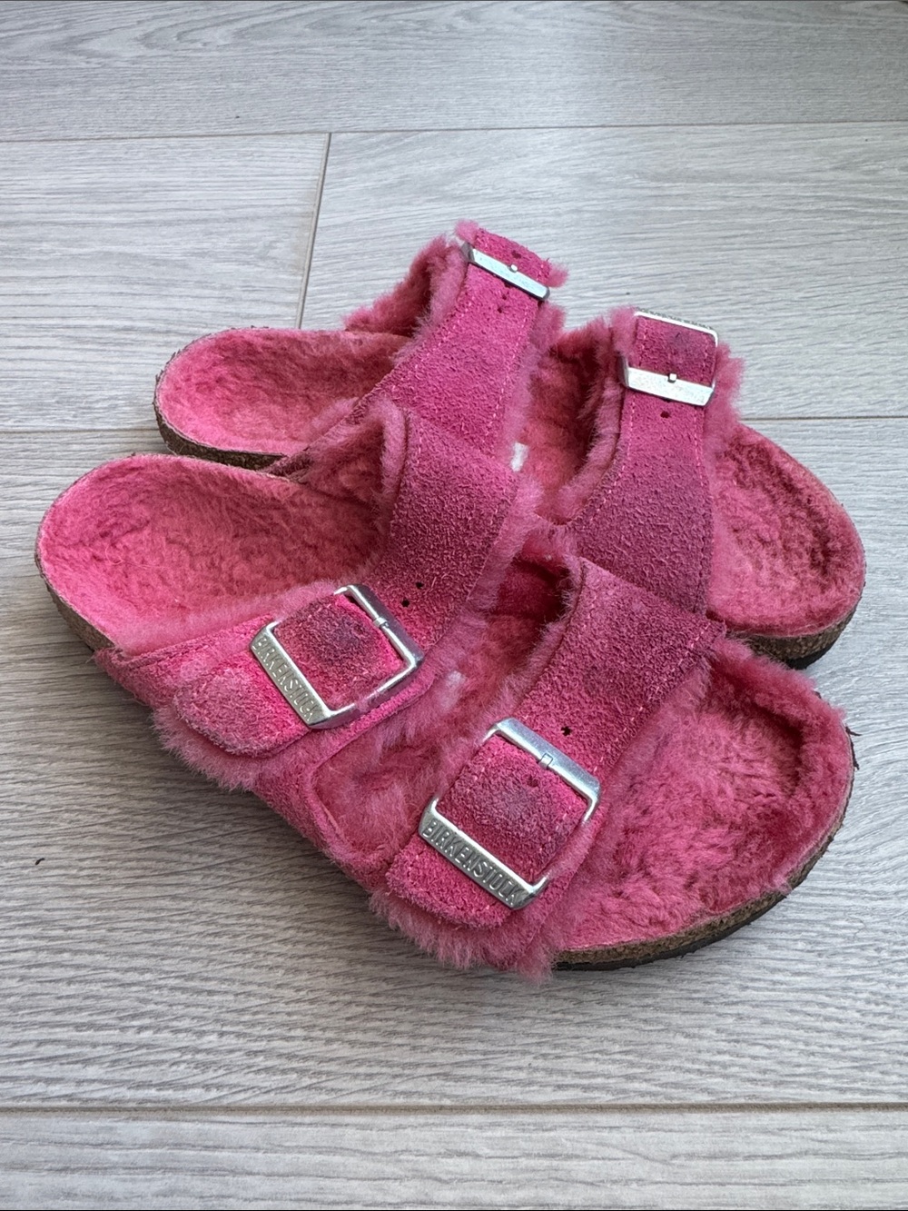 Birkenstock Kids Fuzzy Slide Sandals in Bright Pink | size 12-12.5 US